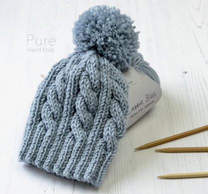 Oscar Bobble Hat in Debbie Bliss Rialto Aran