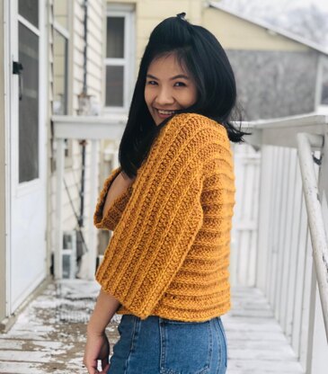 Pullover Sweater with 3/4 sleeves