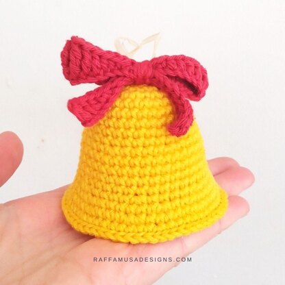 Christmas Bell Amigurumi