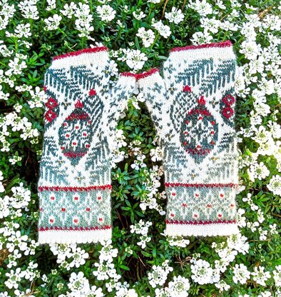 Merry Christmas Tree Mitts