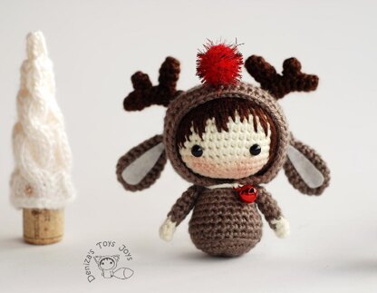 Christmas Deer Doll. Crochet Tanoshi.