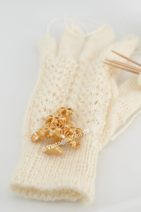 Vintage gloves: Isabelle