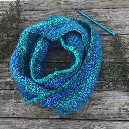 Oblique Infinity Scarf