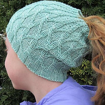 Free Flow Pony-Tail Hat - knitting pattern