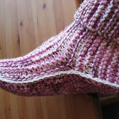 Sideways Slipper Boots w/ Options! - knitting pattern