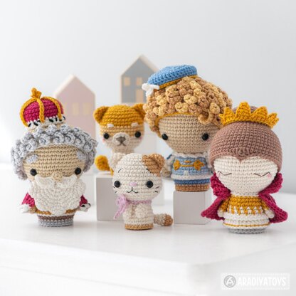 Royal Family Crochet Pattern by AradiyaToys Shiba Inu Amigurumi Tutorial King DIY Handmade Queen Animals Crochet Patterns (Olka Novytska)