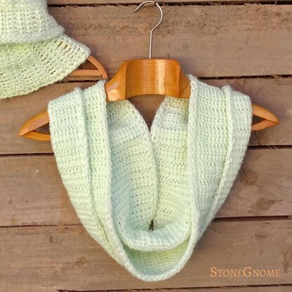 Awa's Sweet Infinity Scarf & Cowl