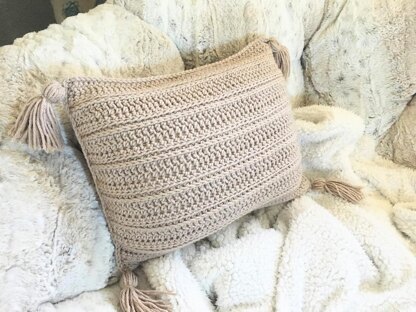 Easy Ribbed Pillow