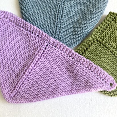 Baby triangle scarf, baby bandana, easy pattern, baby shawl