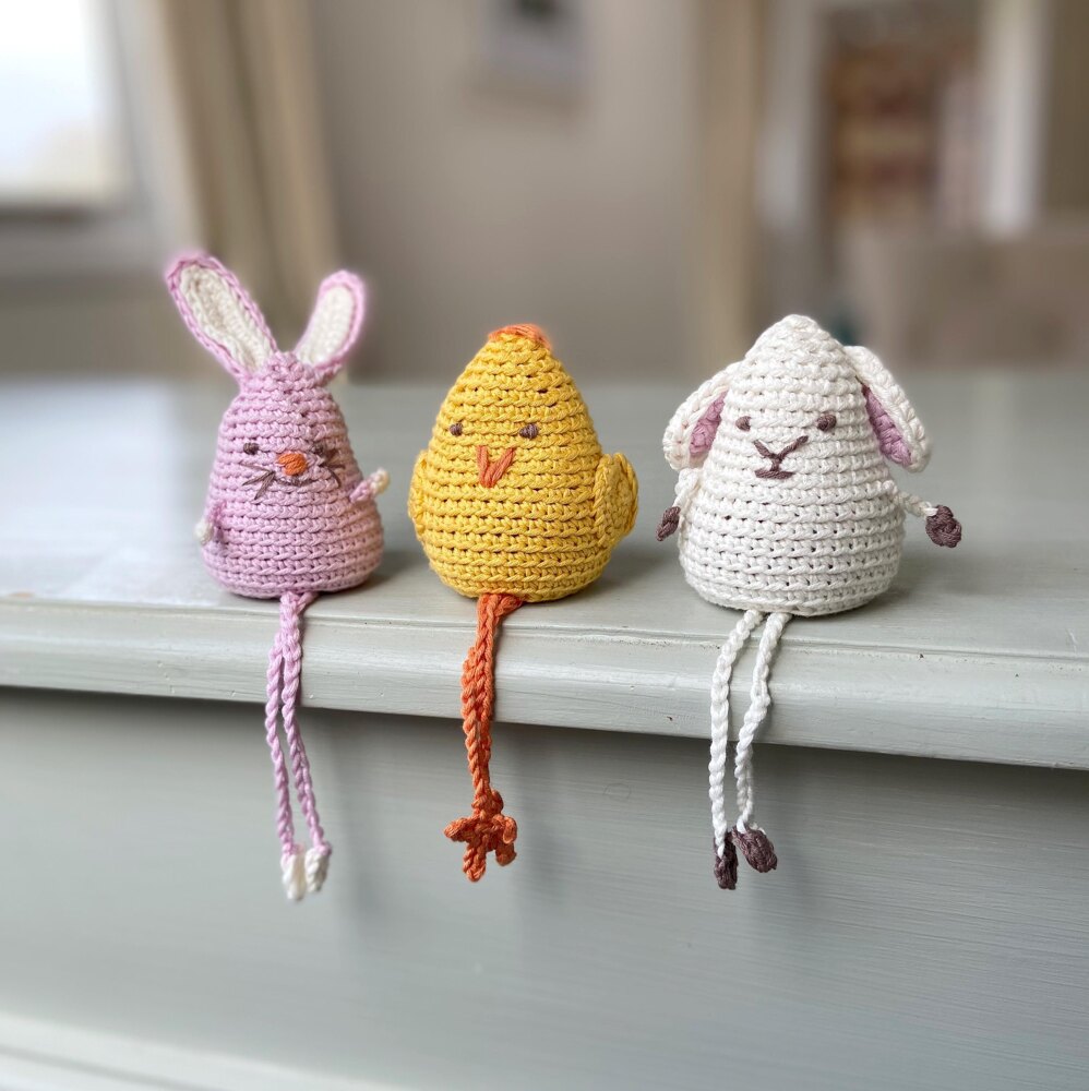 Amigurumi Crochet Animals: Easter chick, lamb and bunny Crochet