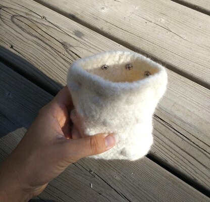Snowball Felted Soap Saver
