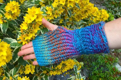 Blue notes mittens
