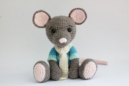 Amigurumi Crochet Mouse Pattern