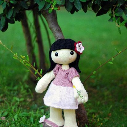 Anny. Doll with big feet and hands