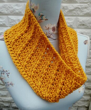 Spiral Cowl