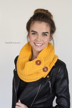 Honeycomb Button Scarf