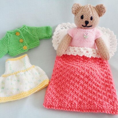 Tessa Bear - knitting pattern