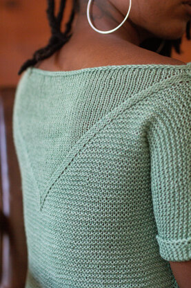 Dudleya Sweater in Manos del Uruguay Serena Semi-Solid - 2020GA-1 - Downloadable PDF