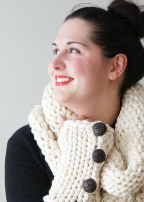 Simple Chunky Knit Shawl Cowl and Arm-warmers