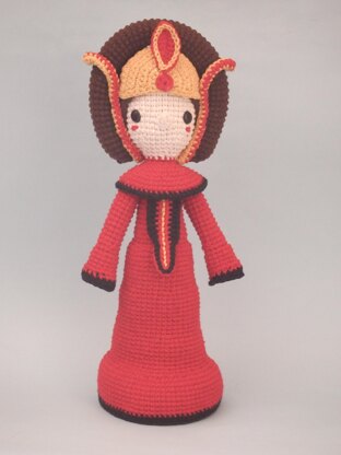 PADMÉ AMIDALA, Satar Wars tribute crochet pattern