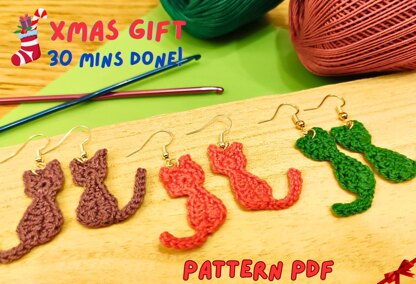Cat-shapped earrings