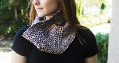 Hot Cross Cowl