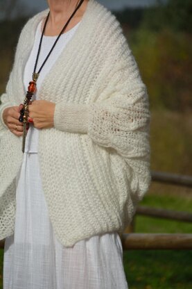 Cocoon Shrug Edelweiss