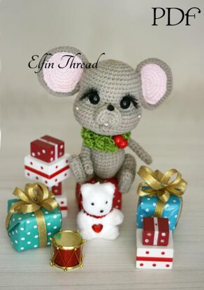 Marichi, the Chibi Christmas Mouse Amigurumi