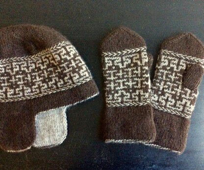 Doolan Hat & Mittens