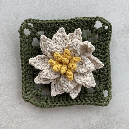 Water Lily Granny Square