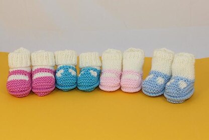 Premature Tiny and Newborn Baby Sock and Slipper Booties 4 designs