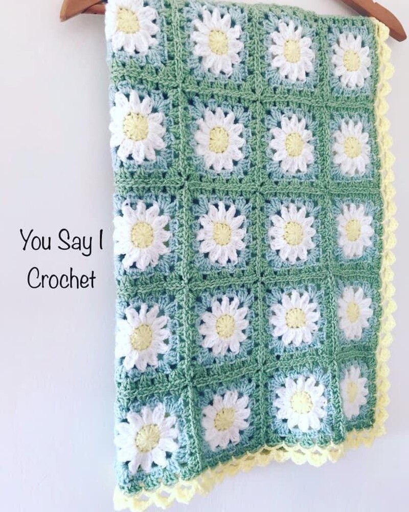 Crochet Pattern - DAISY mini bouquet