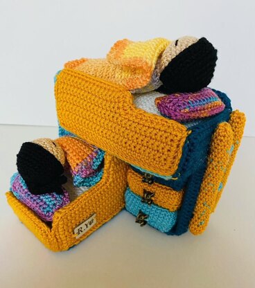 Amigurumi dollhouse double bed