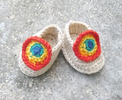 Baby slippers rainbow