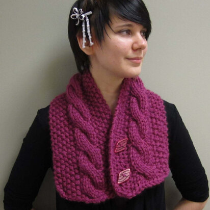 Neckwarmer in Plymouth Yarn De Aire - F417