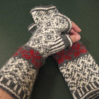 WYS Fair Isle Pinafore, Mitts, Cowl & Leg Warmers - West Yorkshire