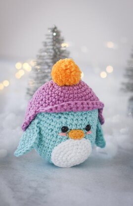 Little winter penguin