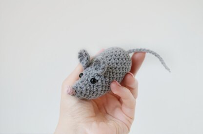 Little mouse toy