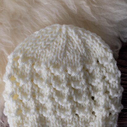 Chunky Lace Newborn Beanie