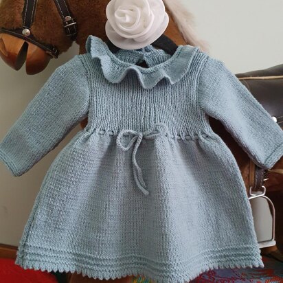 Lottie's ruffle dress - knitting pattern