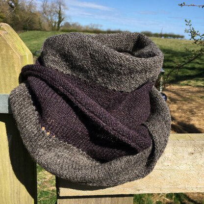 Hotspur Cowl