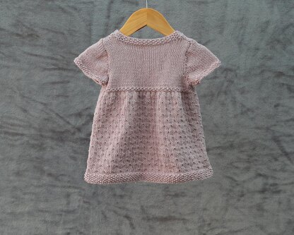 P162 Dotty Short Sleeved and Sleeveless Dress