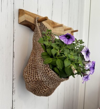 Wall Basket Flower