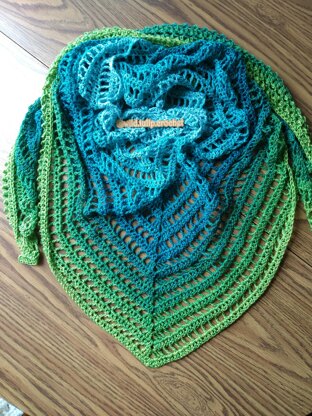 Maple Triangle Shawl Pattern