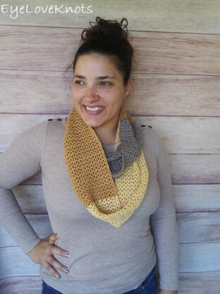 Lightweight Veronica Infinity Scarf