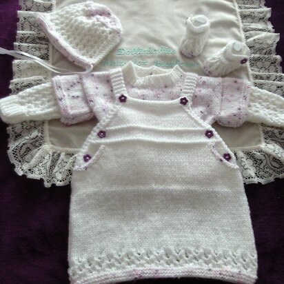 67. Dungaree Dress Set