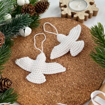 Christmas dove no sew crochet pattern Bird friendship ornament Amigurumi pattern