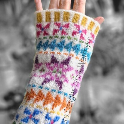 Quilters Delight Wrist Warmers - knitting pattern