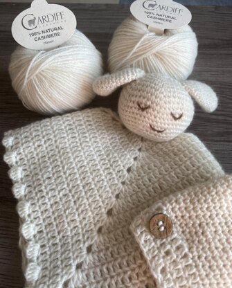 Cashmere Comforter and Beanie