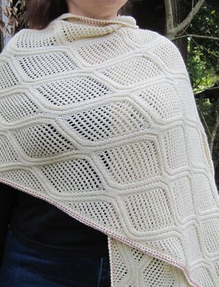 Montmellick Cable Lace Shawl